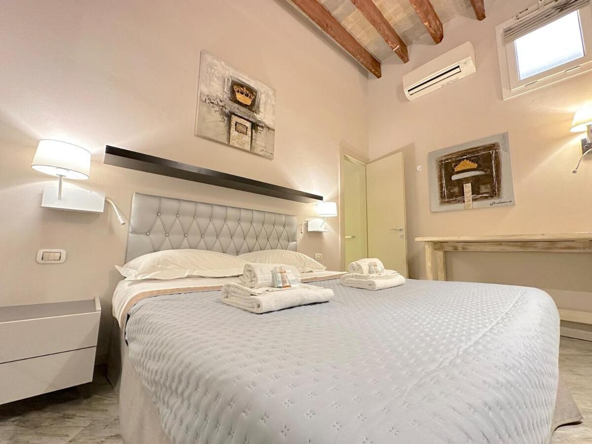 Charme Of Duomo Apartment *